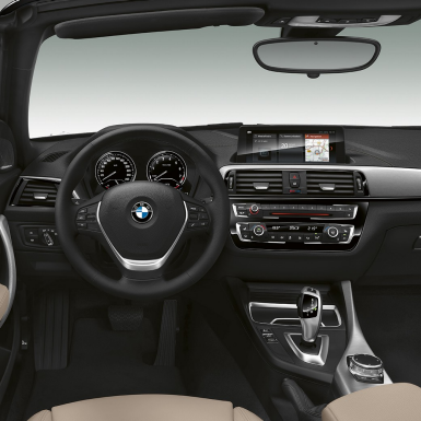 BMW Série 2 Cabriolet, poste de conduite BMW Série 2 Cabriolet, poste de conduite