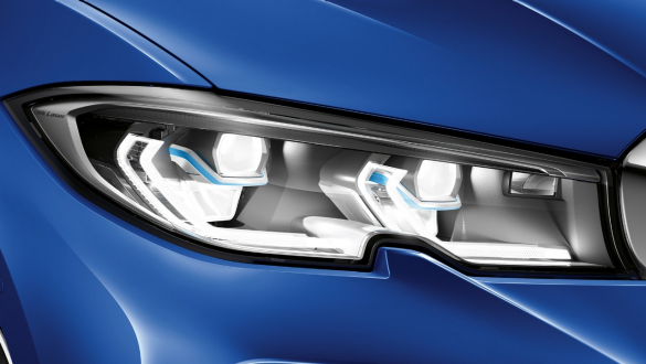 BMW Série 3 Berline, BMW Laserlight. Gros plan latéral du phare avant gauche avec BMW Laserlight.