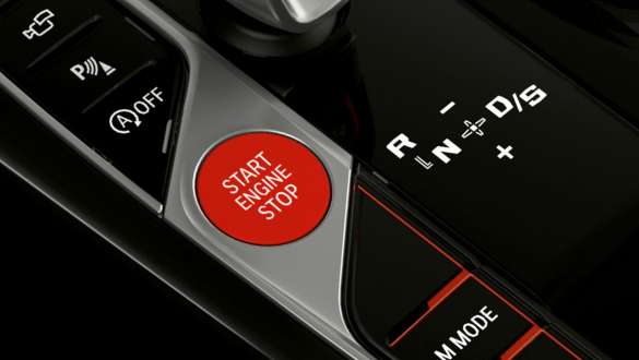 Bouton Start/Stop rouge BMW X4 M F98 LCI 2021 BMW X4 M F98 LCI 2021 Facelift Bouton Start/Stop en rouge