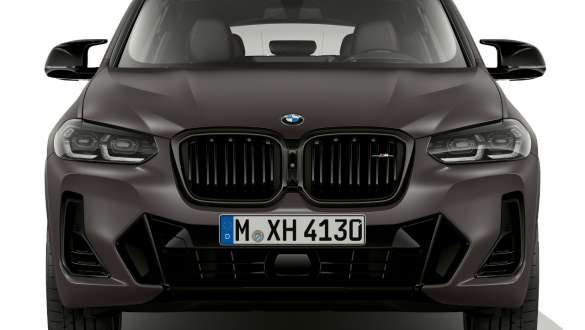 M40i et M40d éléments de design spécifiques BMW X4 M40i M40d G02 LCI 2021 BMW X4 M40i M40d G02 LCI 2021 Facelift M40i et M40d Frozen deep Grey éléments de design spécifiques vue avant
