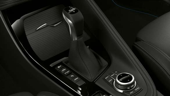 e-DRIVE BMW X2 xDrive25e Plug-in-Hybrid habitacle BMW X2 xDrive25e F39 2020 Plug-in-Hybrid habitacle eDRIVE