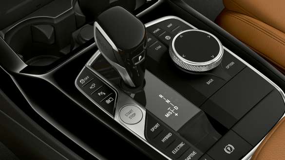 BMW X3 G01, boîte de vitesses sport Steptronic BMW X3 G01, Boîte de vitesses sport à 8 rapports Steptronic 2021