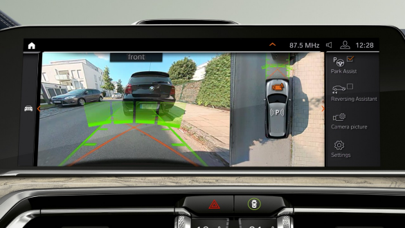 Parking Assistant Pack Plus Parking Assistant Pack Plus : Gros plan du panneau de commande du conducteur