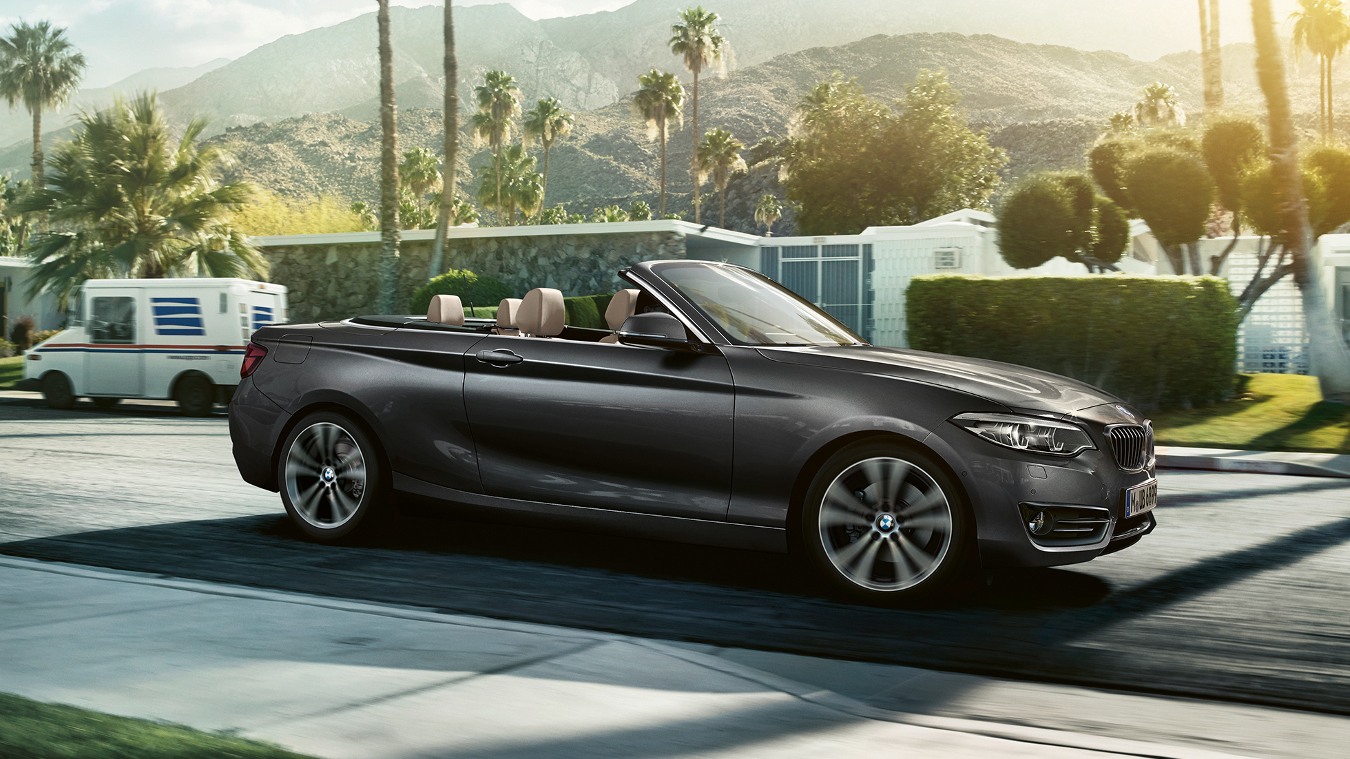 BMW Série 2 Cabriolet en mouvement, vue de profil F23 BMW Série 2 Cabriolet en mouvement, vue de profil F23