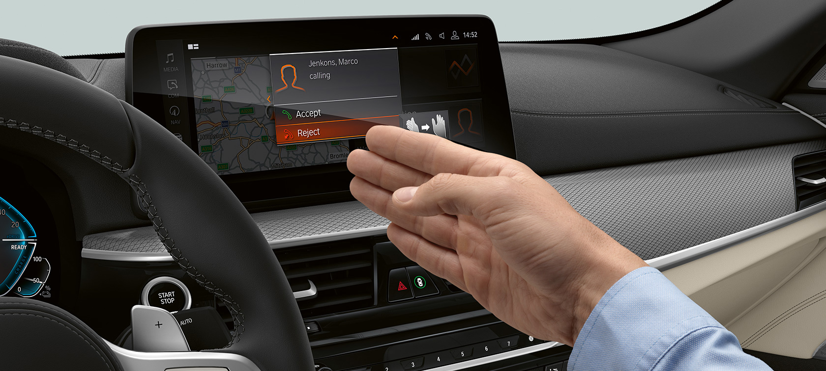 Écran d’information de la BMW Série 5 Berline G30 restylage 2020, habitacle et intérieur
