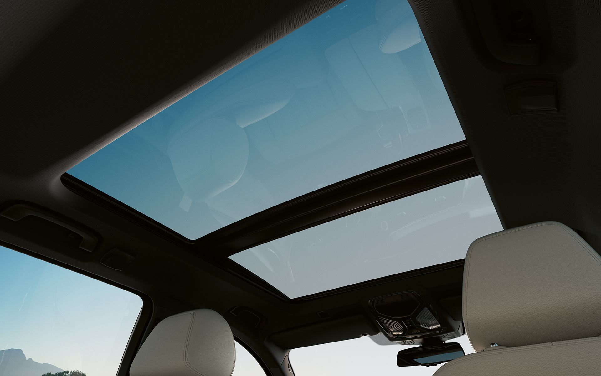 Toit translucide panoramique fermé de la BMW Série 5 Touring G31 restylage 2020, intérieur