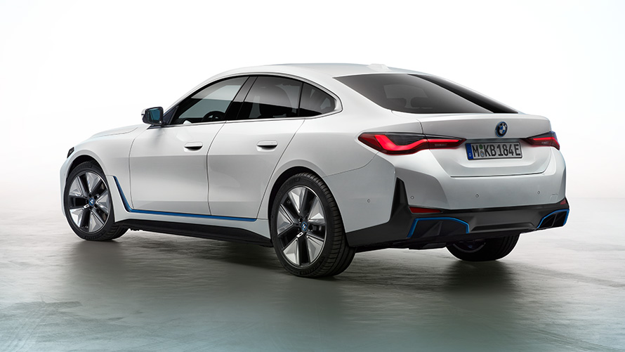 BMW i4 2021 G26 Gran Coupé entièrement électrique Voiture électrique Image 5