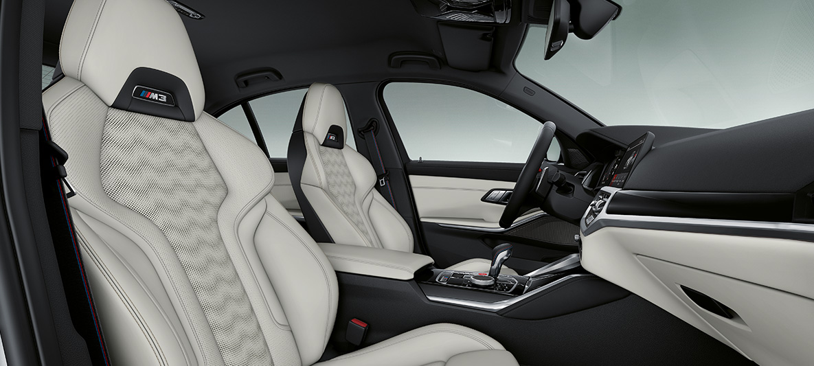 BMW Individual tout cuir 'Merino' Elfenbeinweiß BMW M3 Berline 2020 G80, habitacle BMW Individual tout cuir 'Merino' Elfenbeinweiß BMW M3 Berline G80 2020, habitacle