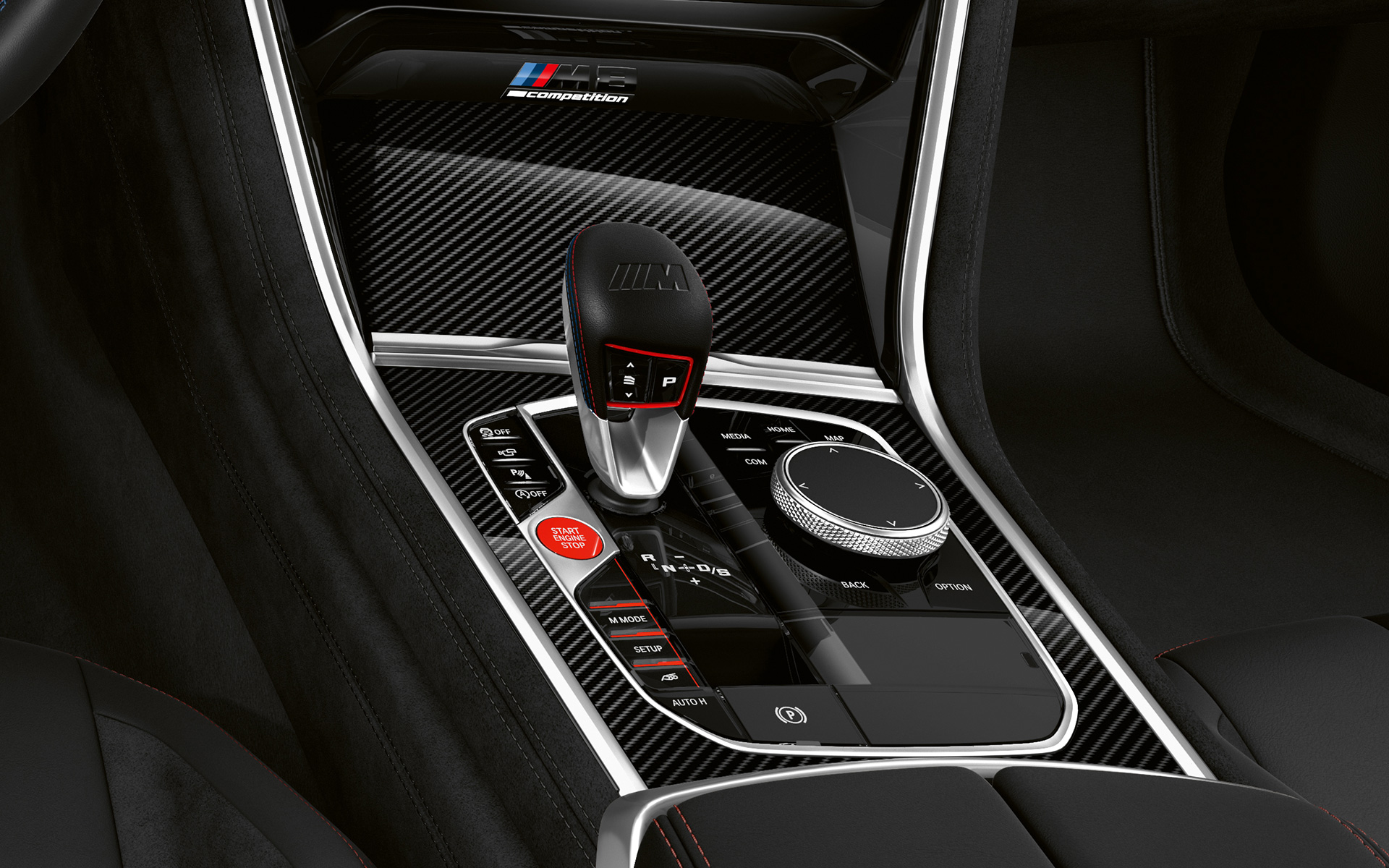 BMW M8 Competition Gran Coupé F93 LCI restylage 2022 poste de conduite habitacle