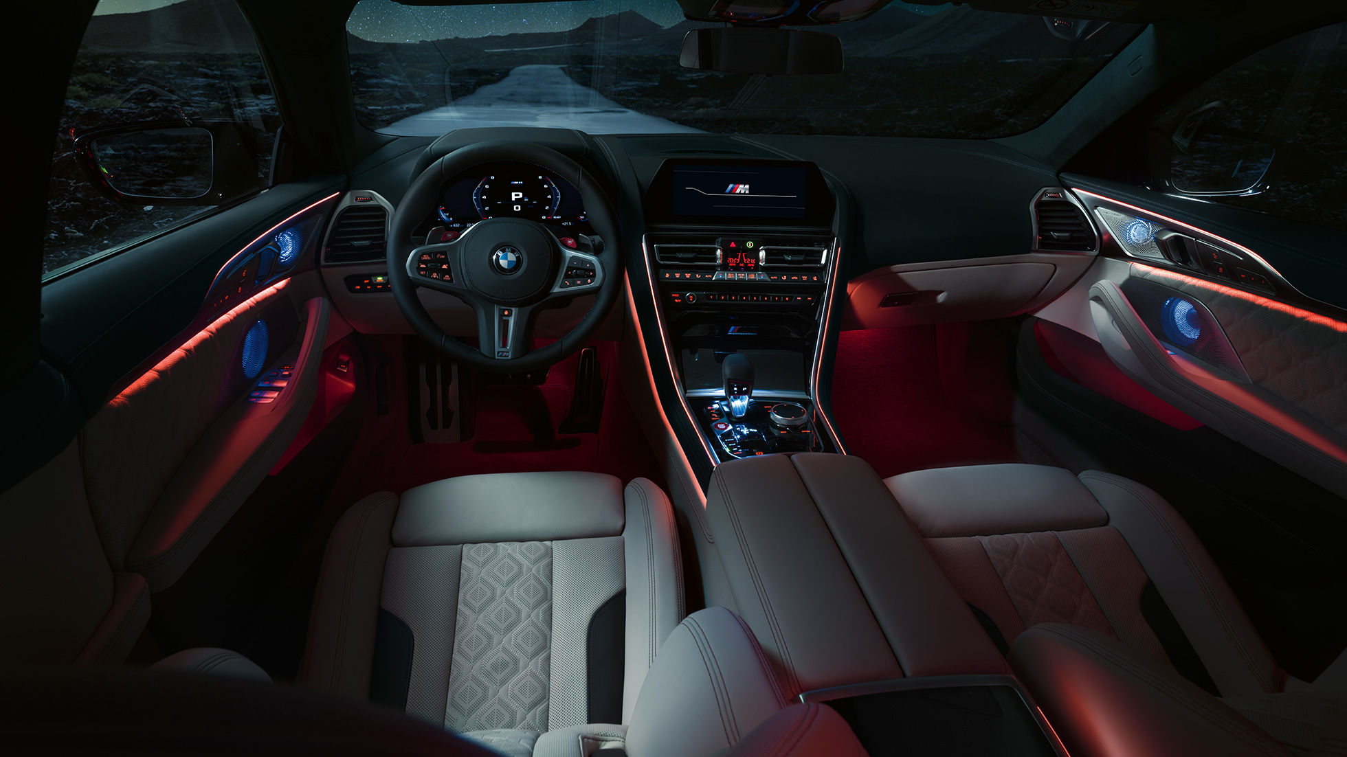BMW M8 Competition Gran Coupé, intérieur F93 BMW M8 Competition Gran Coupé avec sièges M sport F93 2020, intérieur