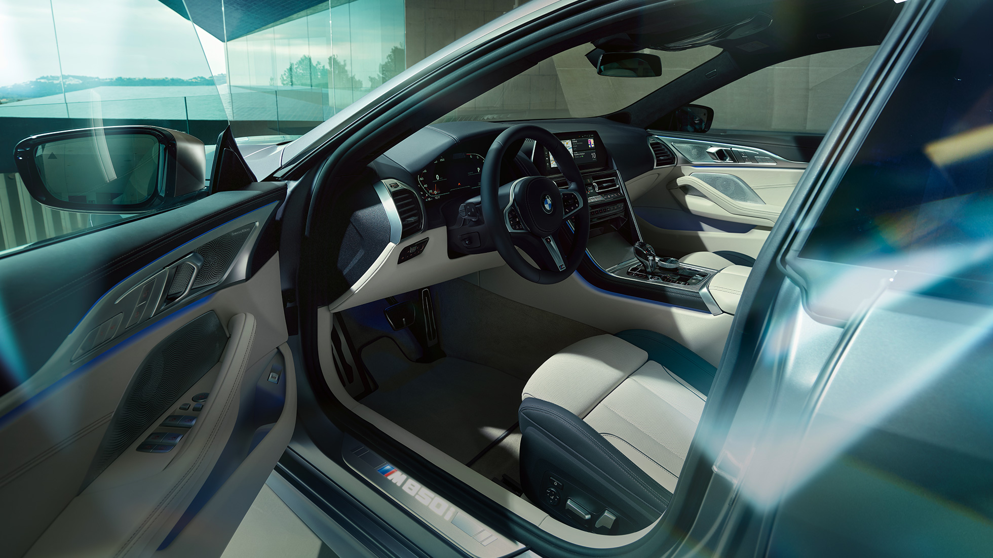Poste de conduite, BMW M850i xDrive Gran Coupé G16 Poste de conduite de la BMW M850i xDrive Gran Coupé G16 2019, habitacle