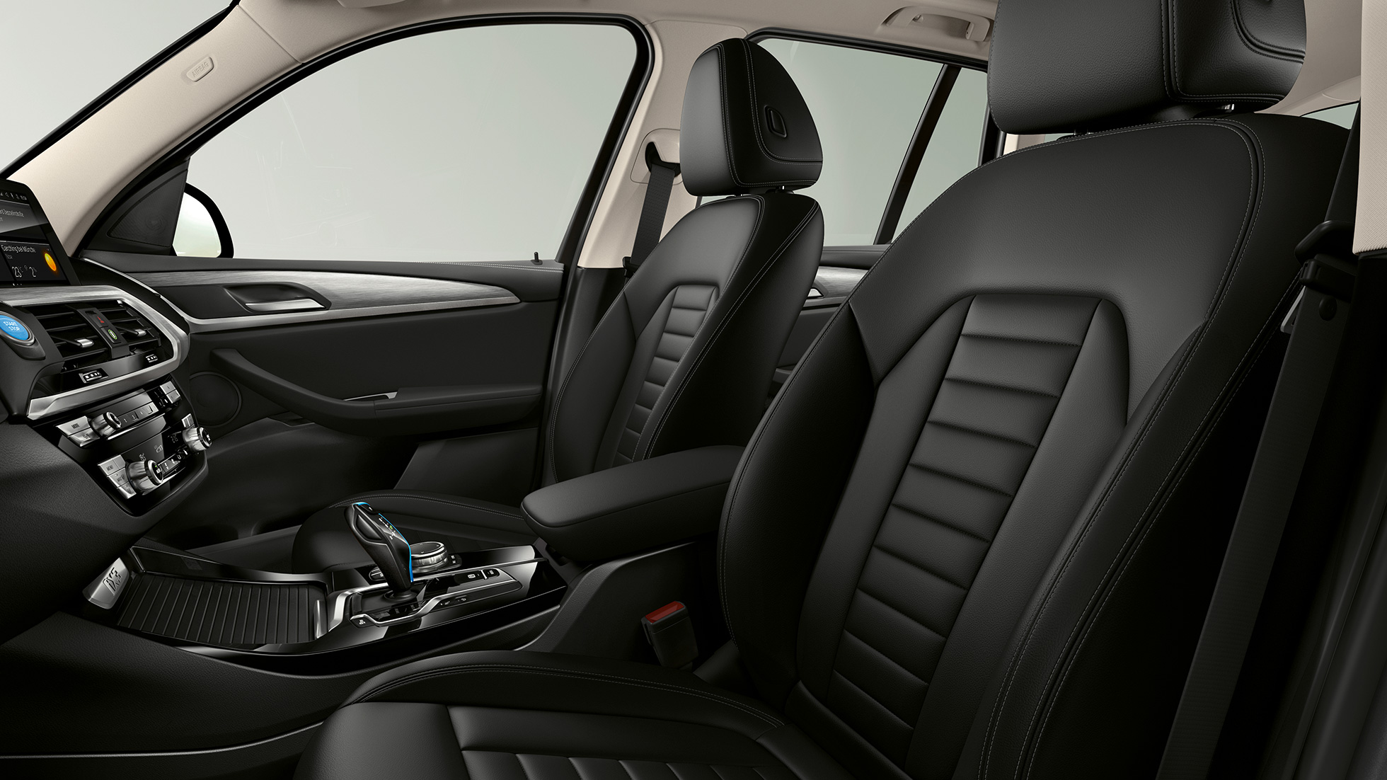 BMW iX3 G08, modèle « Inspiring », sièges sport en cuir Vernasca Mokka Sièges sport pour le conducteur et le passager avant en cuir Vernasca Mokka pour le modèle BMW iX3 G08 2020 « Inspiring », habitacle