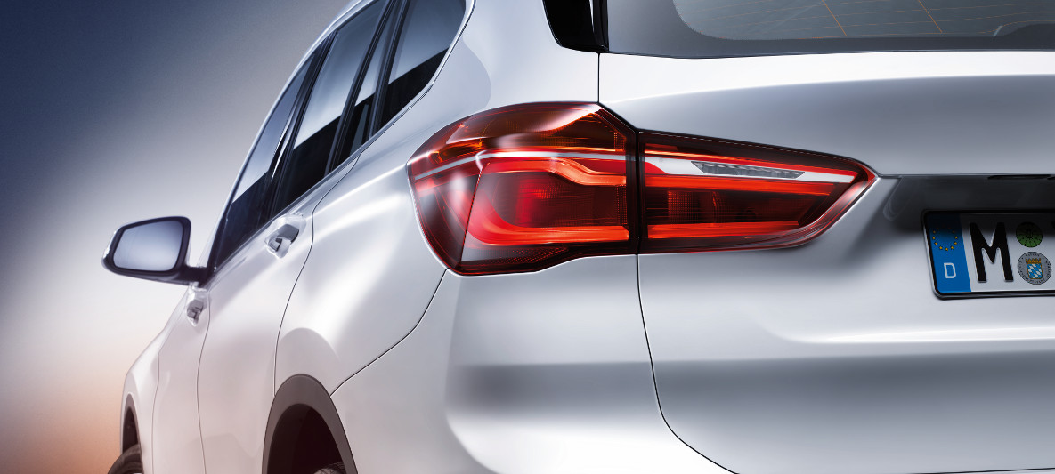BMW X1 SUREQUIPEE. BMW X1 SUREQUIPEE.