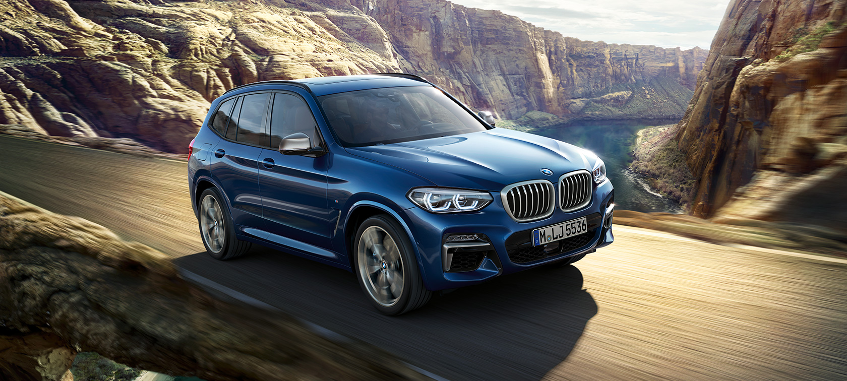 BMW X3 M40i, prise de vue devant un canyon G01 BMW X3 M40i, prise de vue devant un canyon G01