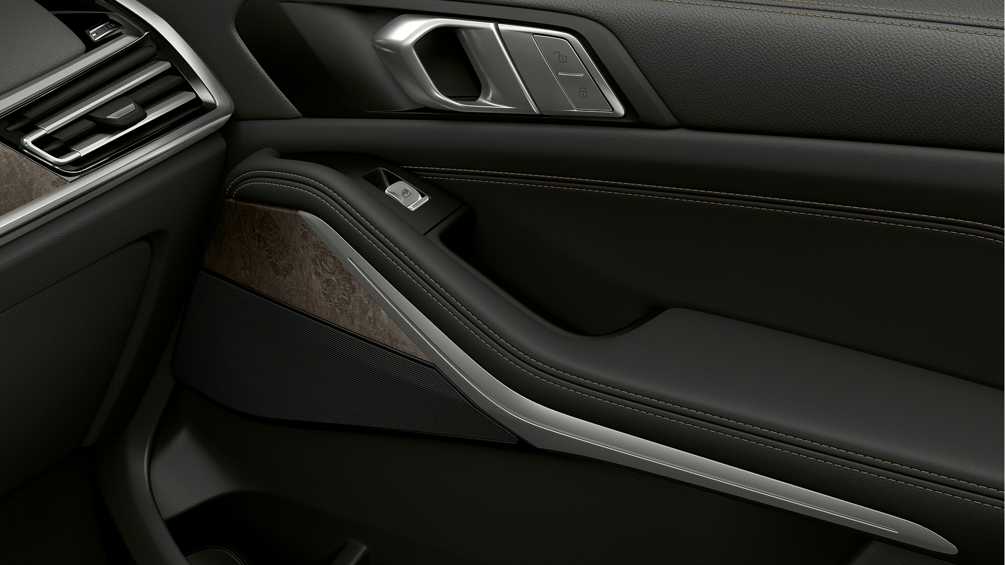 BMW X7 SUV, face intérieure de portière G07 Gros plan de face intérieure de portière de la BMW X7 SUV G07