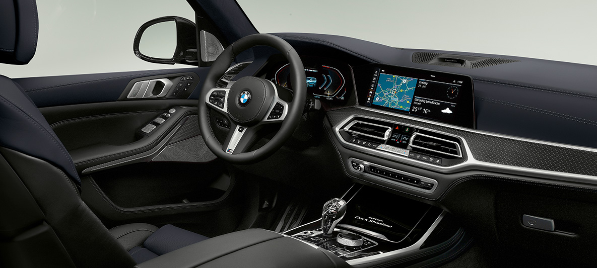 BMW Dark Shadow Edition, poste de conduite G07 BMW X7 G07 Dark Shadow Edition, poste de conduite G07