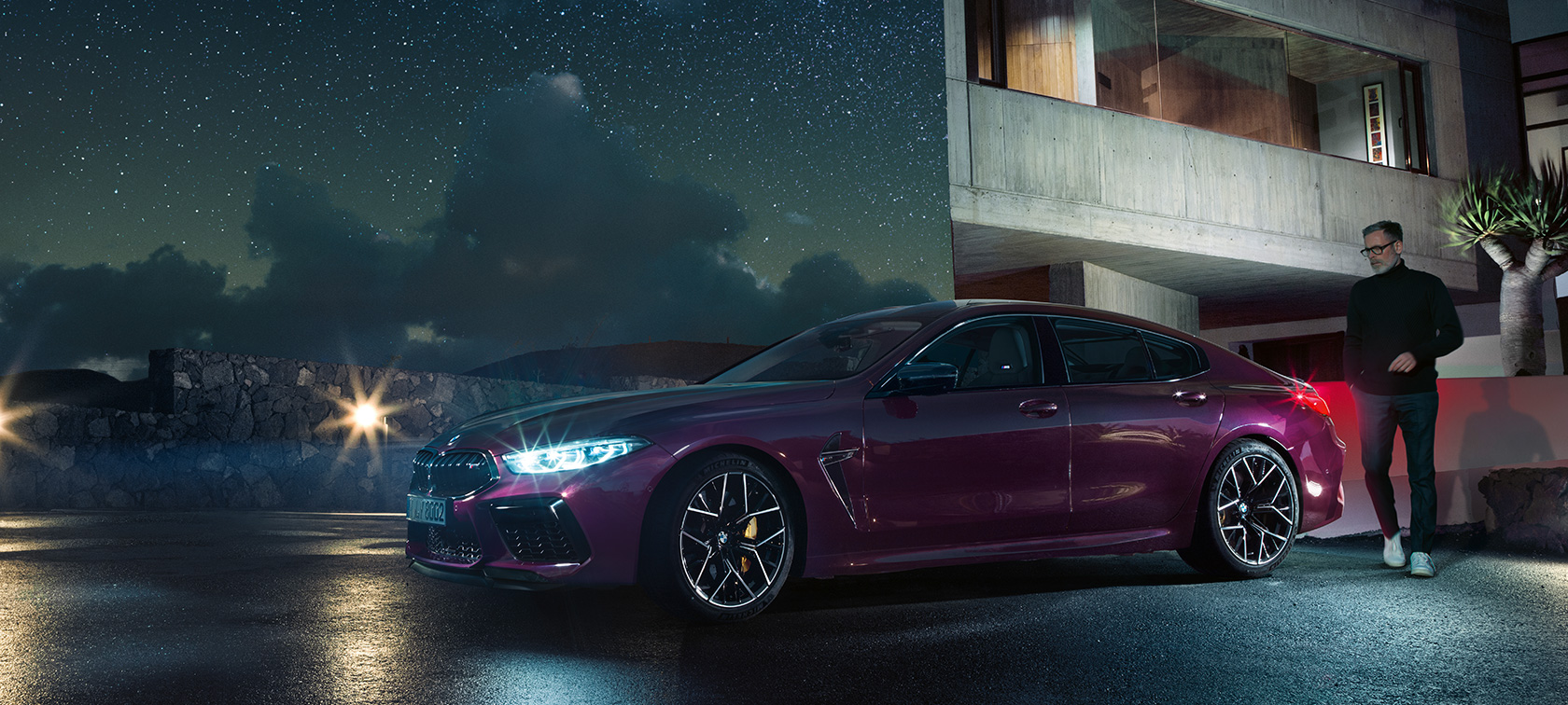 Vue latérale de trois quarts de la nouvelle BMW M8 Competition Gran Coupé F93 2020 en BMW Individual Ametrin metallic Vue latérale de trois quarts de la nouvelle BMW M8 Competition Gran Coupé F93 2020 en BMW Individual Ametrin metallic