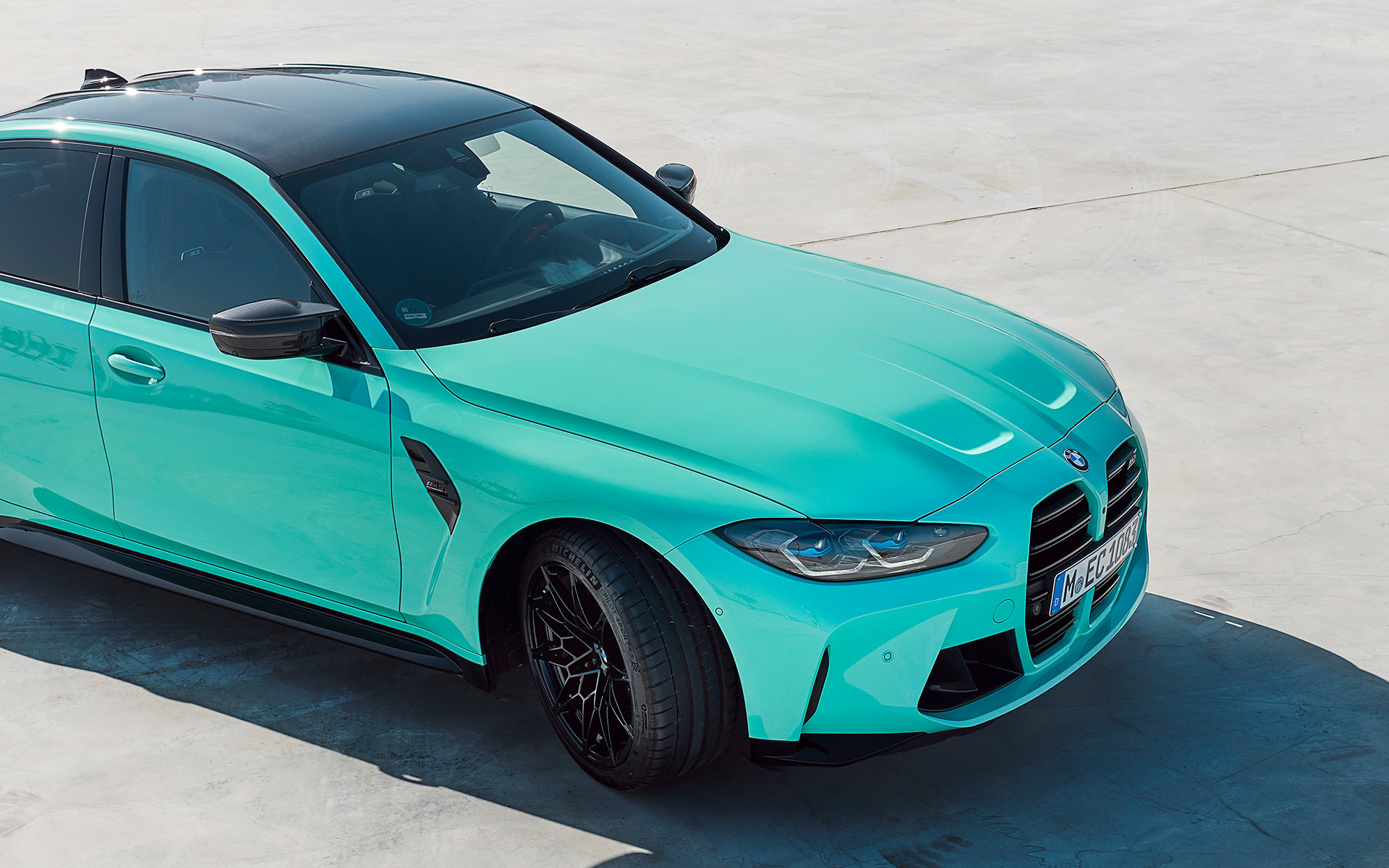 BMW M3 Limousine G80 2021 BMW Individual Mintgrün vue de trois quarts de profil BMW M3 Limousine G80 2021 BMW Individual Mintgrün vue de trois quarts de profil perspective aérienne en coupe