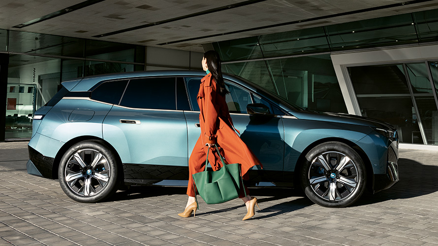 Ouvrir le véhicule avec la BMW Digital Key Ouvrir le véhicule via smartphone avec la BMW Digital Key et l’App My BMW