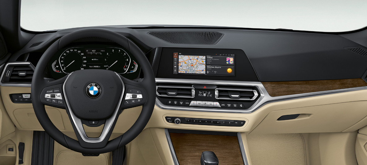 Habitacle de la BMW Série 4 Cabrio équipement de base G23 2020 Habitacle de la BMW Série 4 Cabrio G23 2020, poste de conduite