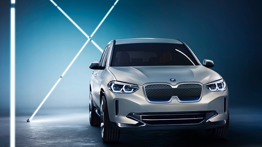 SUV BMW entièrement électrique. SUV BMW entièrement électrique.