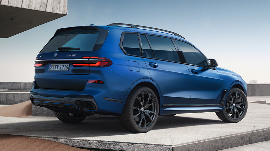 BMW X7 M60i - BMW Individual Bleu Frozen Marina Bay métallisé BMW X7 M60i - BMW Individual Bleu Frozen Marina Bay métallisé