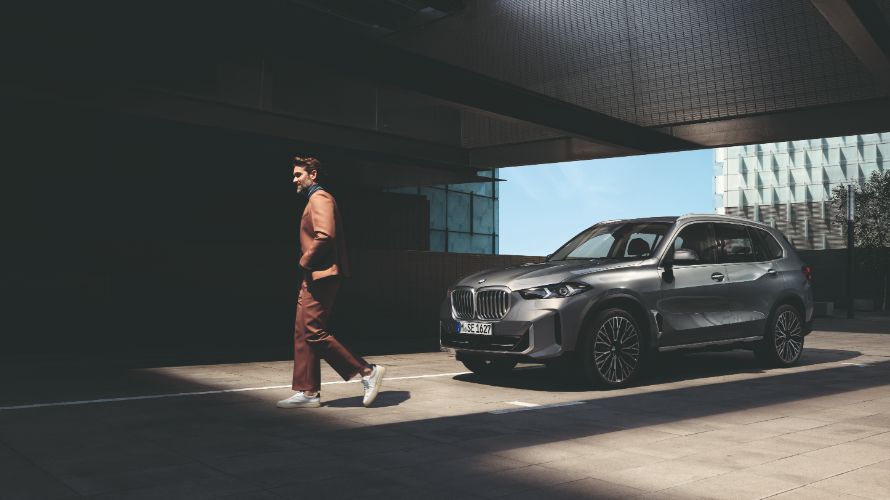 Voiture BMW grise