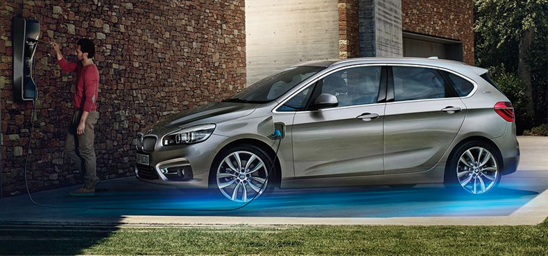 BMW 225xe. Premier sur son segment BMW 225xe. Premier sur son segment