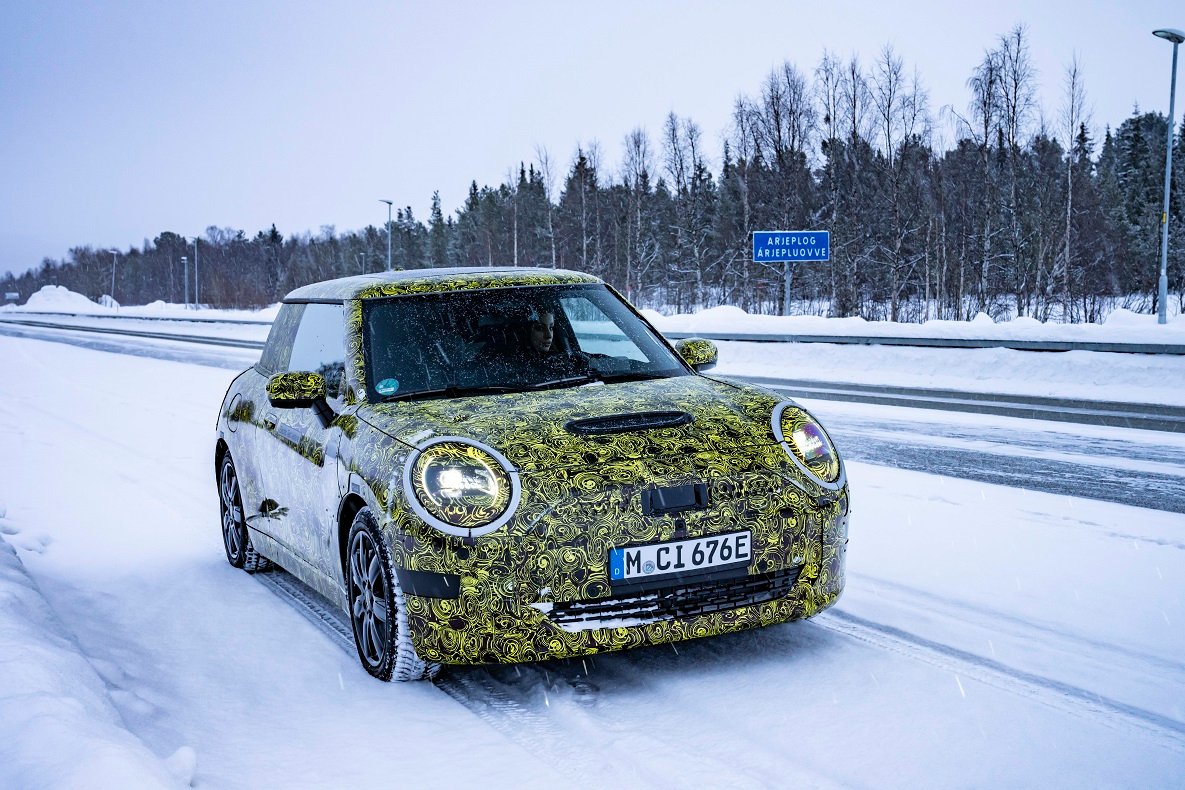 La nouvelle MINI 3 portes, incarnation d’un avenir électrique.