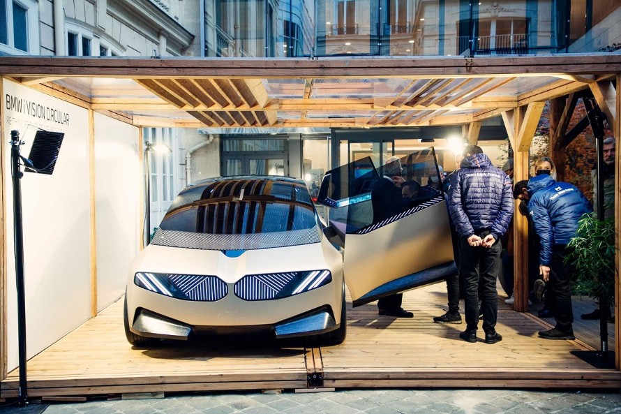 La BMW I Vision Circular, un véhicule concept qui fait la part belle au recyclage.