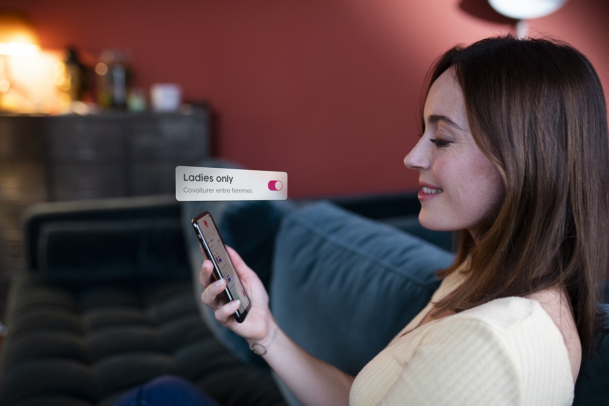 Sur Karos, la fonctionnalité “ladies only” permet de réaliser des trajets 100 % féminins. 