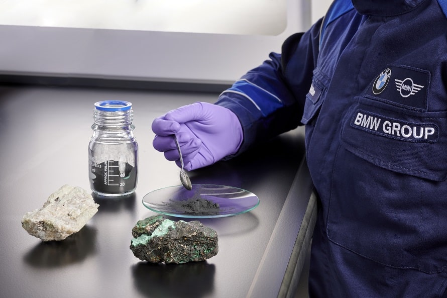 Le cobalt, un minerai dont BMW Group privilégie une extraction éthique.