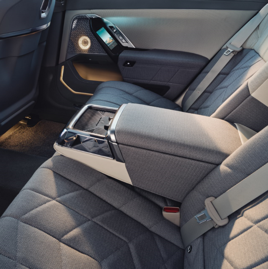 Berline de luxe BMW Série 7 sièges arrières réglables Berline de luxe BMW Série 7 sièges arrières réglables