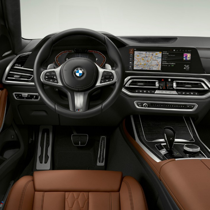 Vue latérale de la BMW X7, BMW Individual X7 40i xDrive Vue latérale de la BMW X7 dotée de l’équipement BMW Individual X7 40i xDrive